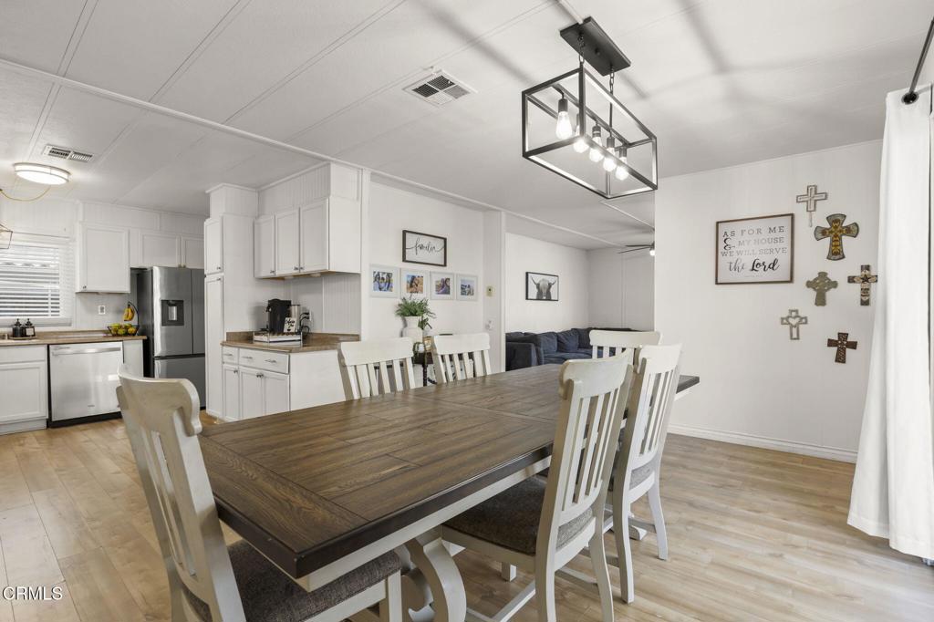 Moorpark Estates-218 - Manufactured In Park