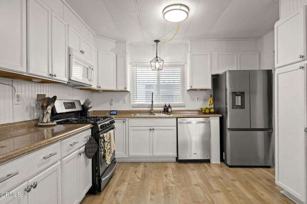 Moorpark Estates-218 - Manufactured In Park