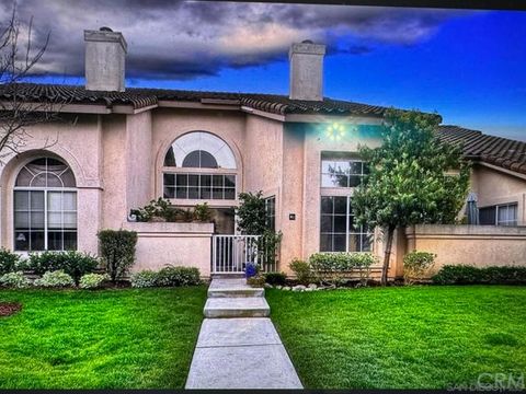 Photo of 81 Nightingale Drive Dr, Aliso Viejo, CA 92656 (MLS # 260006683SD)