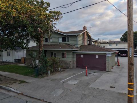 Photo of 530 Columbia Avenue, Sunnyvale, CA 94085 (MLS # ML82046337)