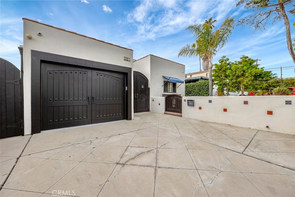 306 Avenida Monterey