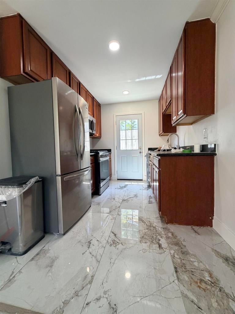 1507 S 40Th ST B, San Diego CA 92113