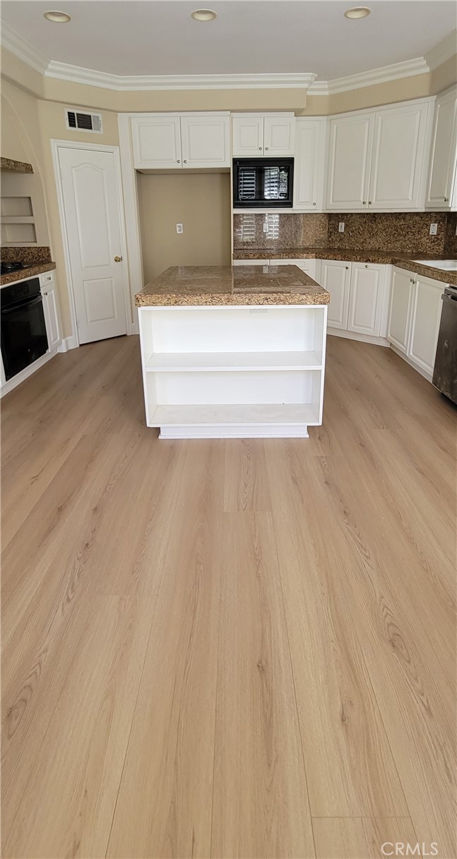 Maraville (MARV) - Residential Lease