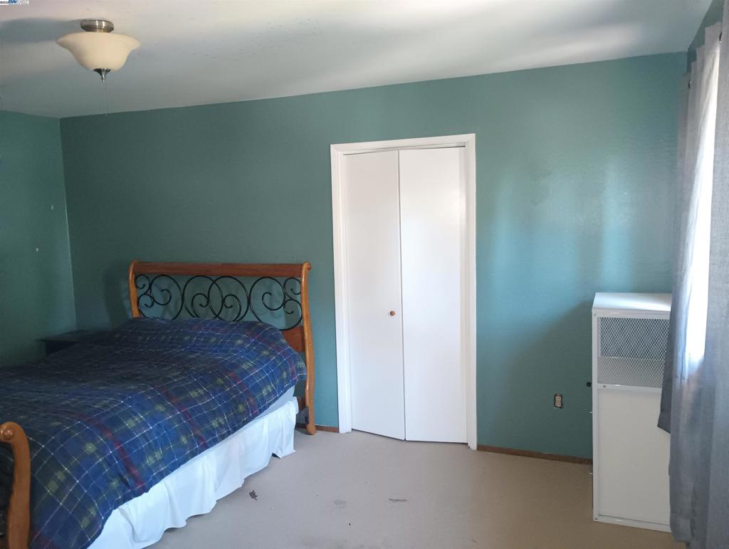 MONTCLAIR - Residential