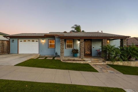Photo of 6475 Malcolm Dr Dr, San Diego, CA 92115 (MLS # 260021467SD)