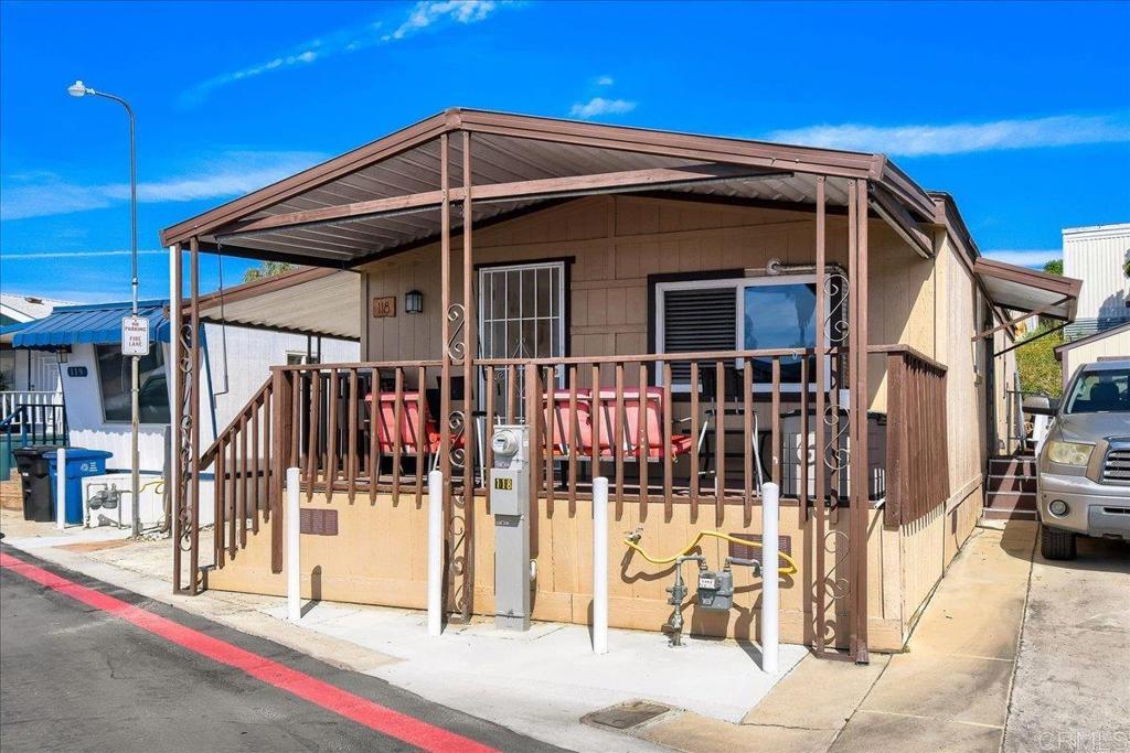 255 E Bradley Avenue SPC 118