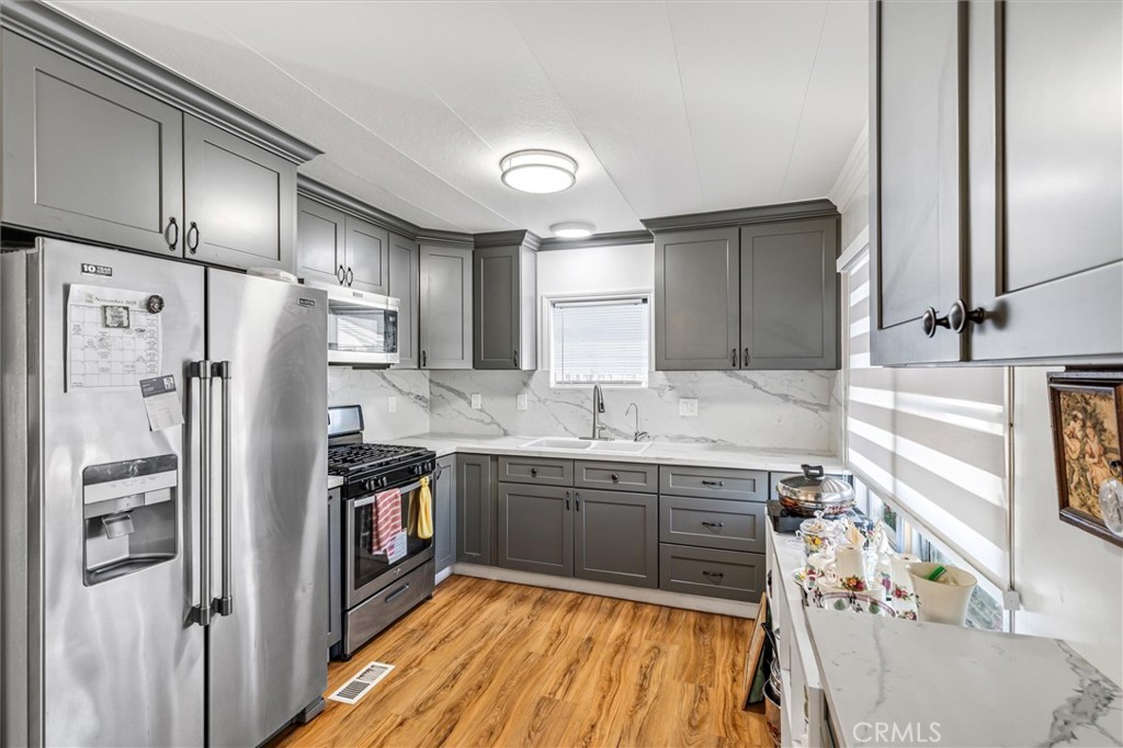 Cherokee - Manufactured In Park