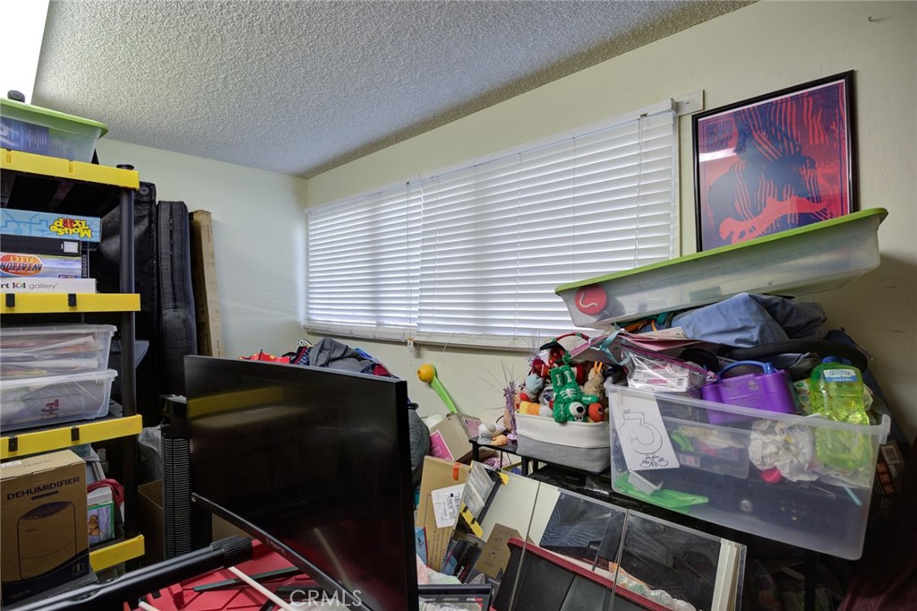 SM Northeast(910) - Residential