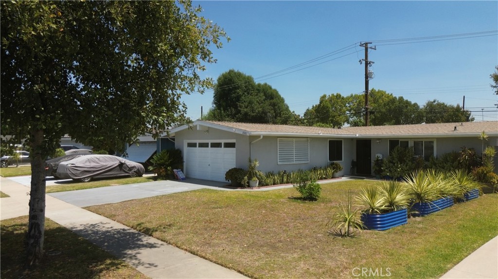 8326 Sanger Avenue