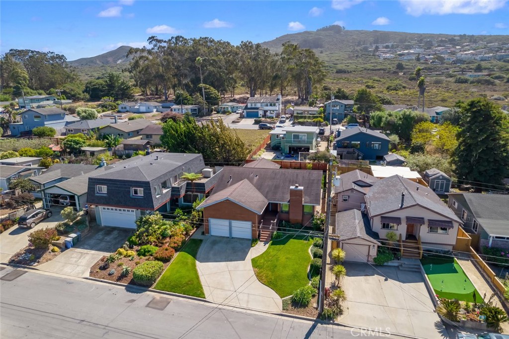 Redfield Woods(650) - Residential