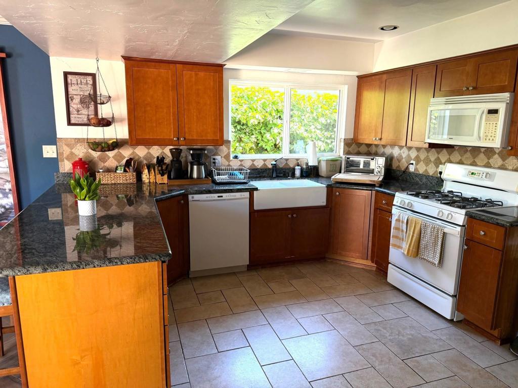 Clairemont - Residential Lease