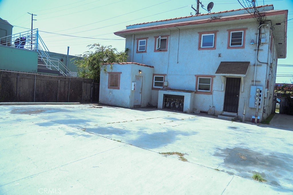 1454 Magnolia