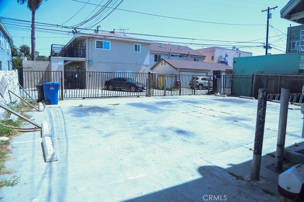 1454 Magnolia