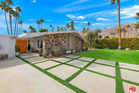 Photo of 1155 E Mesquite Avenue, Palm Springs, CA 92264 (MLS # 25537371)