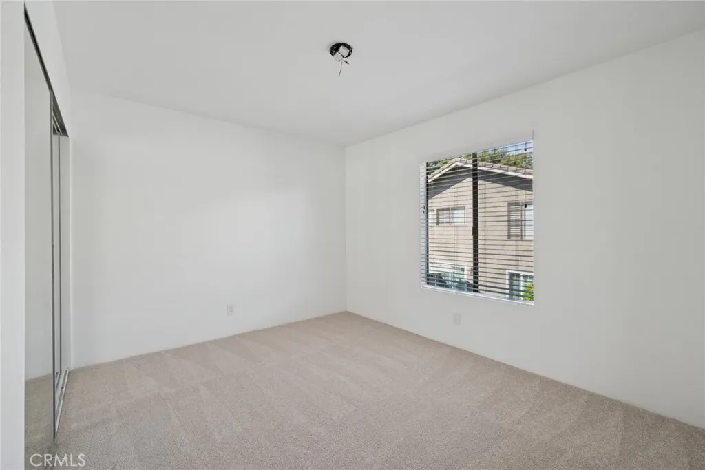 Irvine, California 92620, United States, 2 Bedrooms Bedrooms, ,2 BathroomsBathrooms,Residential,Active,201116