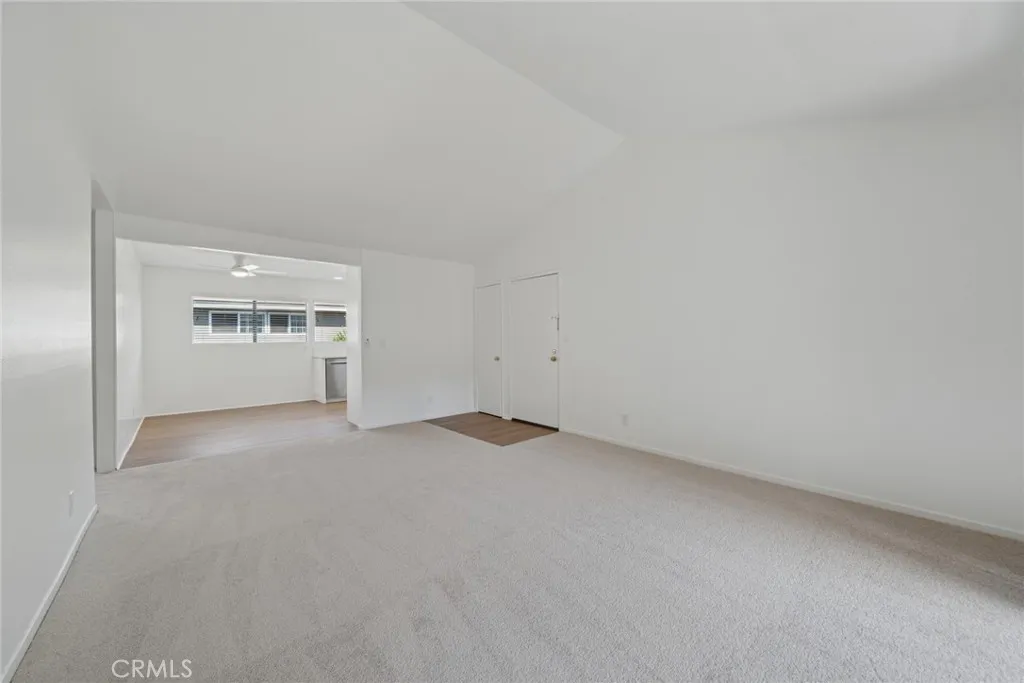 Irvine, California 92620, United States, 2 Bedrooms Bedrooms, ,2 BathroomsBathrooms,Residential,Active,201116