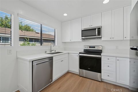 82 Streamwood Irvine CA 92620