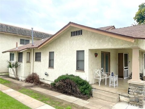 Photo of 320 W Mountain View Avenue, Glendora, CA 91741 (MLS # IG26042020)