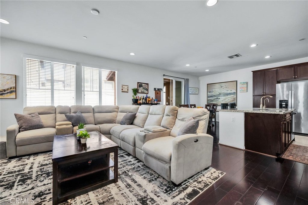 14421 Penn Foster St
