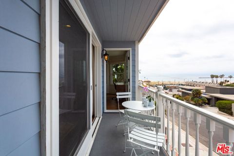 Tiny photo for 218 Montreal Street, Playa Del Rey, CA 90293 (MLS # 25627369)