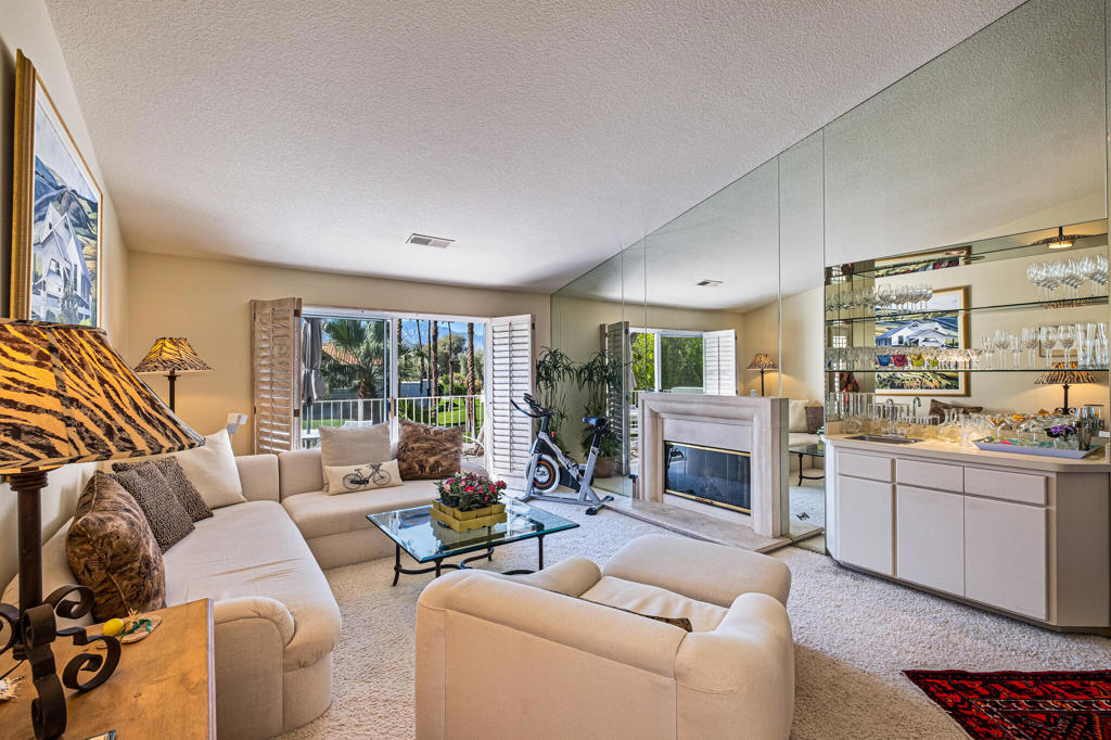 Desert Falls C.C. - Residential