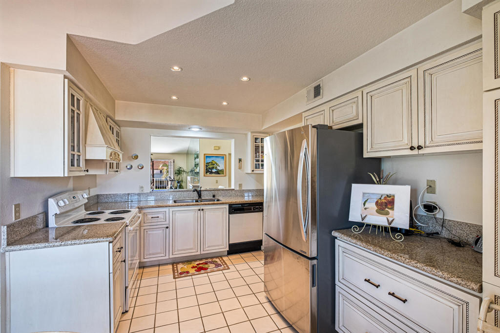 Desert Falls C.C. - Residential