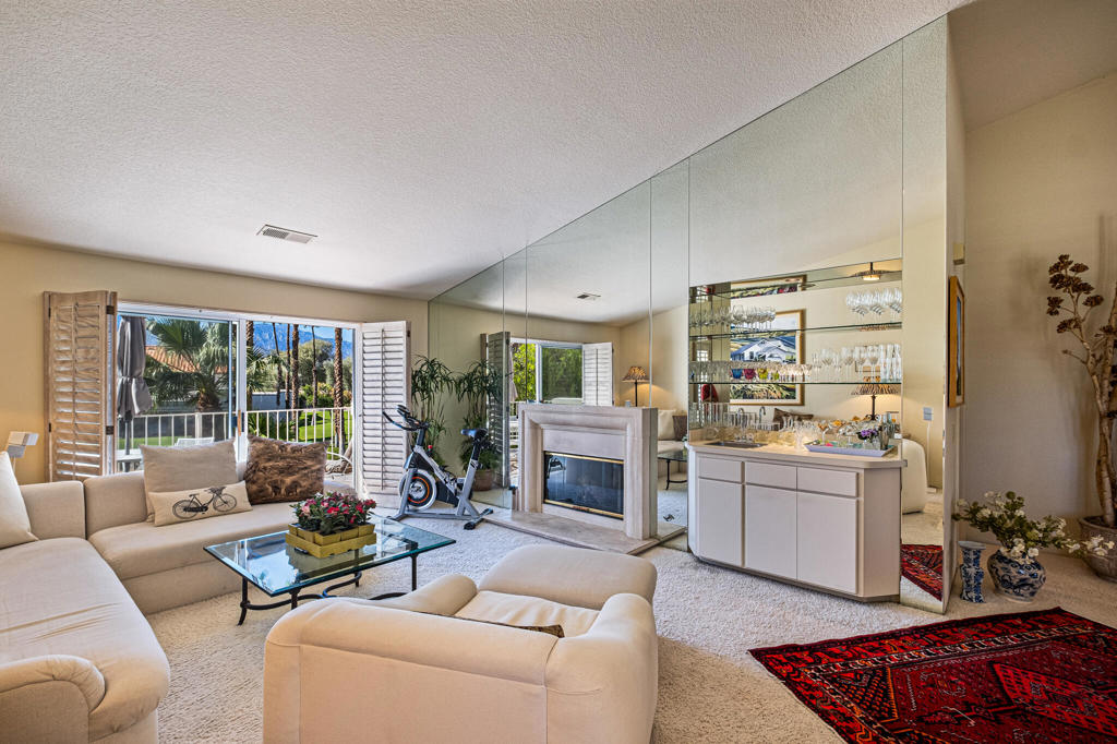 Desert Falls C.C. - Residential