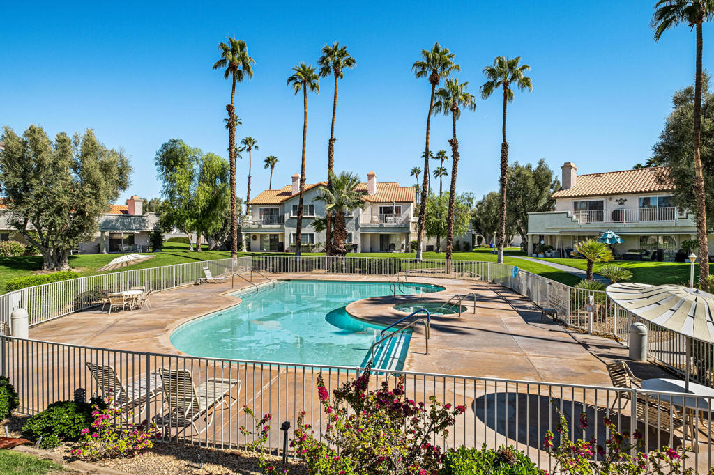 Desert Falls C.C. - Residential