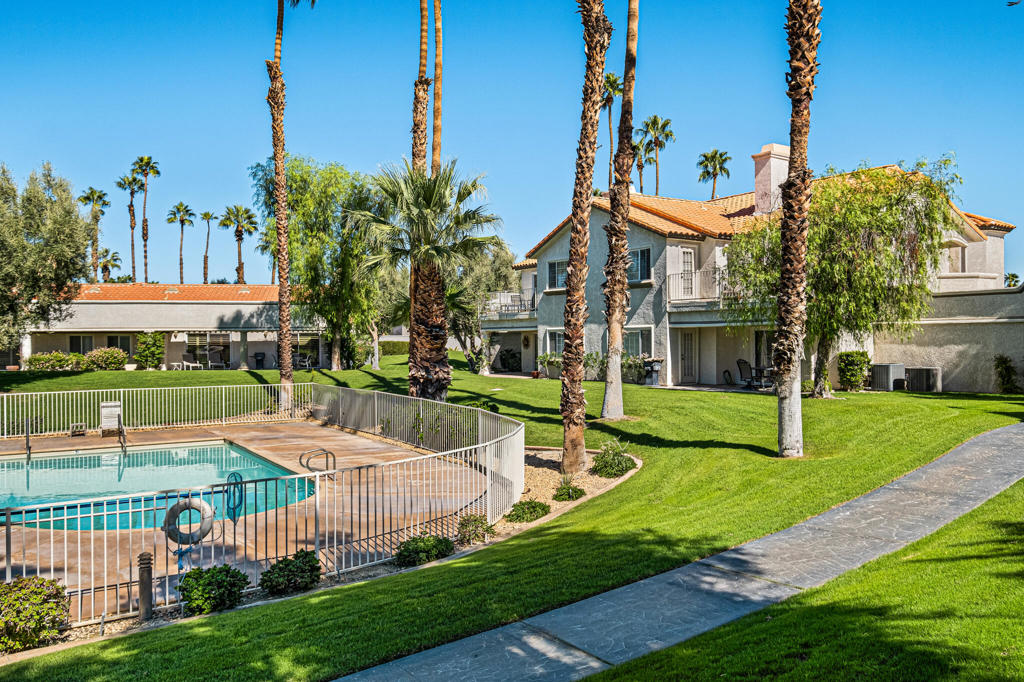 Desert Falls C.C. - Residential