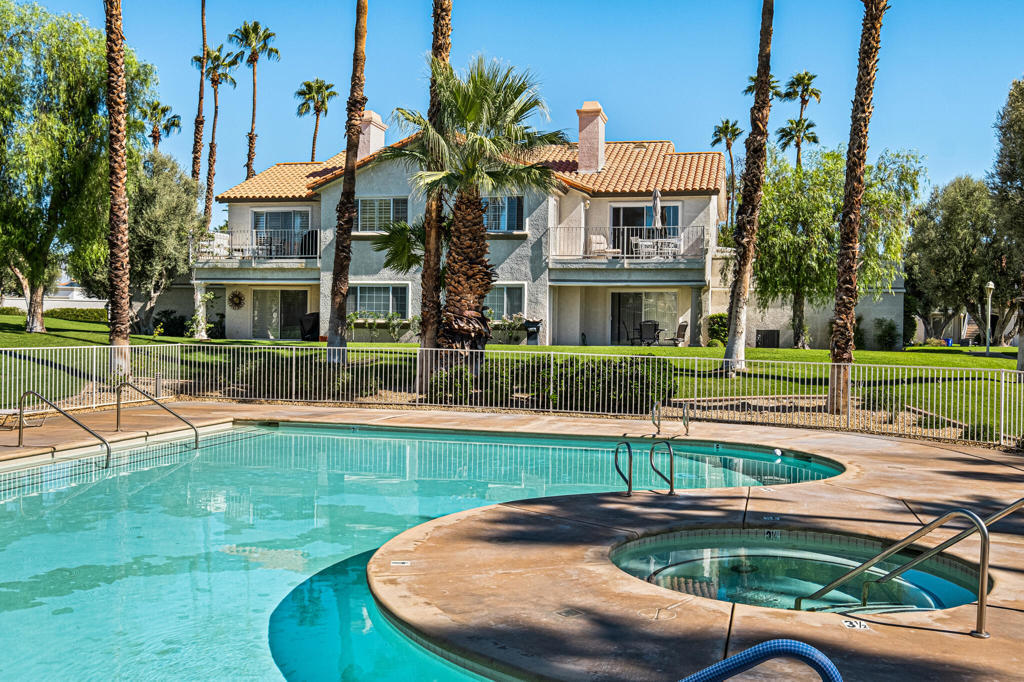 Desert Falls C.C. - Residential