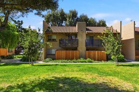 Photo of 247 N Capitol Avenue #167, San Jose, CA 95127 (MLS # ML82040750)