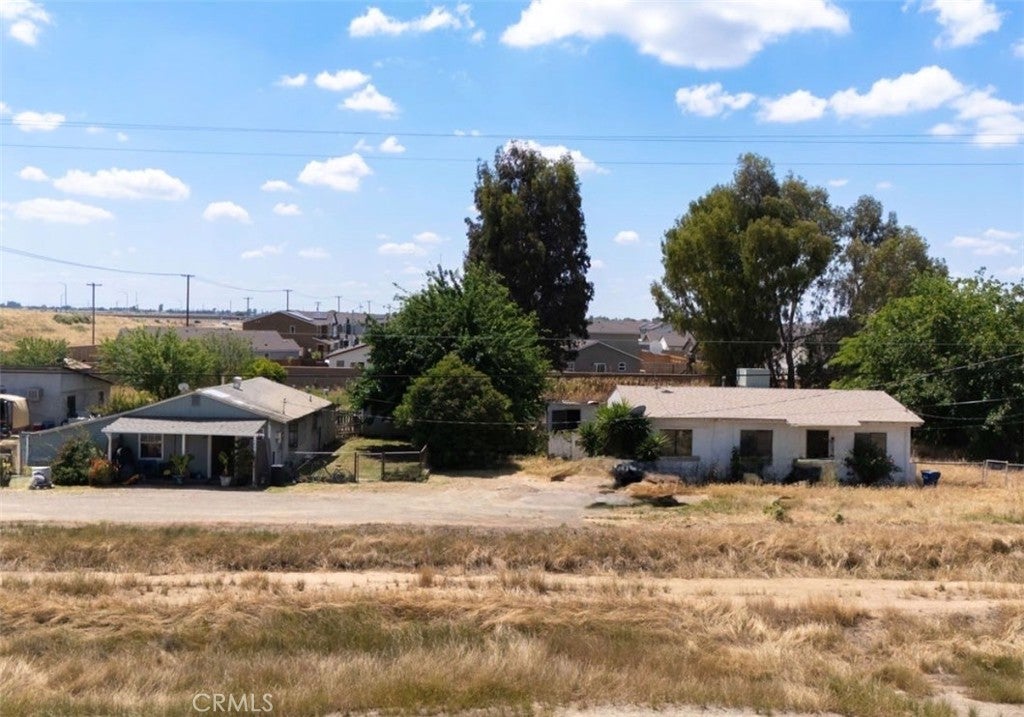 3411 Baker
