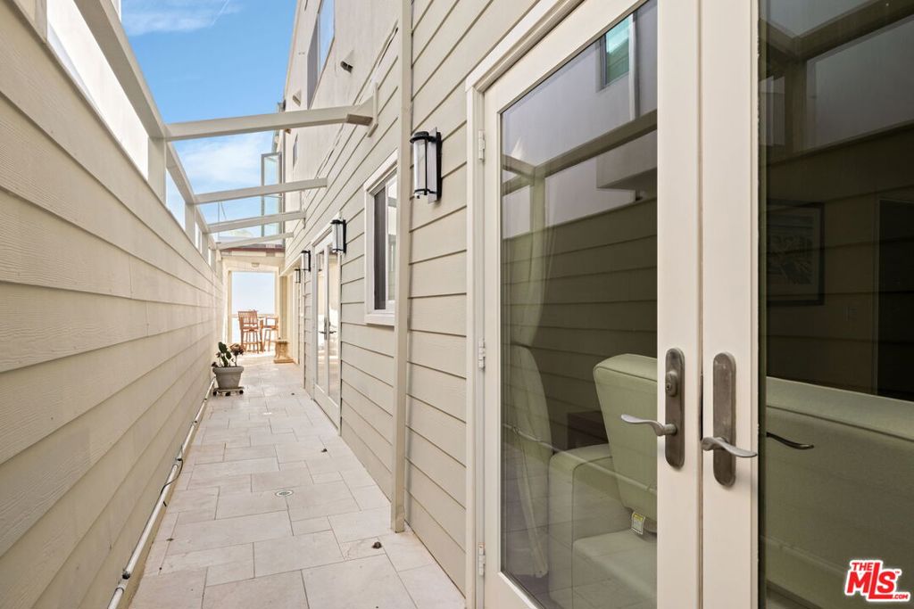 25234 Malibu Road 2