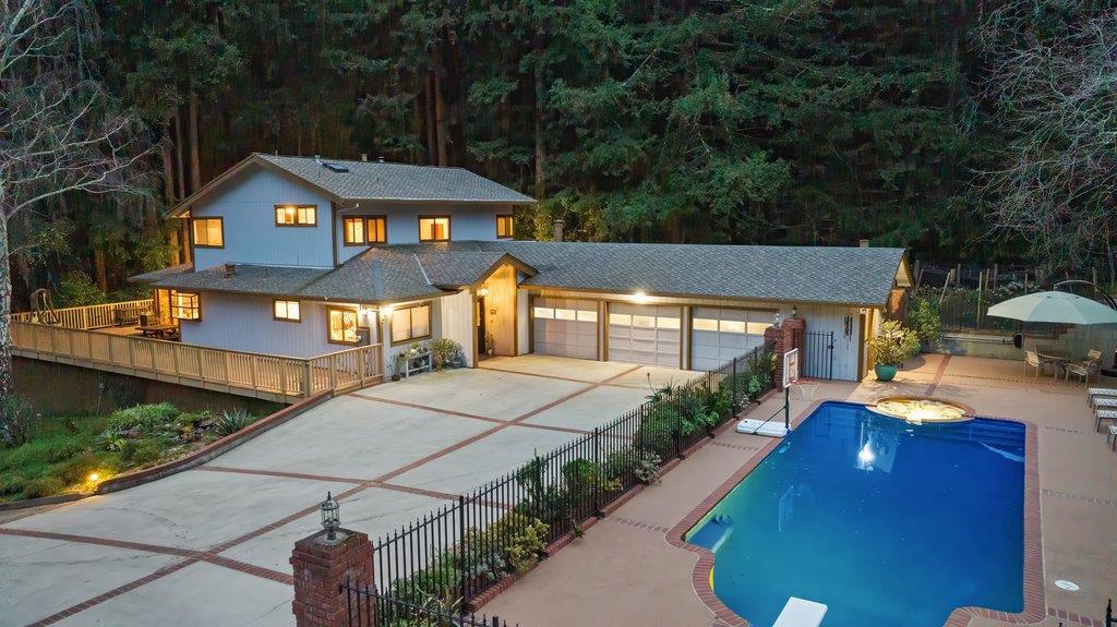 350 Aurora Road