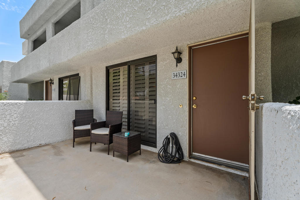 34324 Laura Way