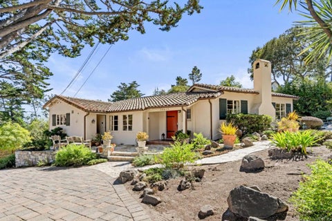 Photo of 24613 Upper Trail, Carmel, CA 93923 (MLS # ML82062622)