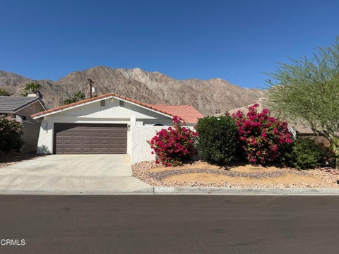 Photo of 53025 Avenida Diaz, La Quinta, CA 92253 (MLS # P1-29098)
