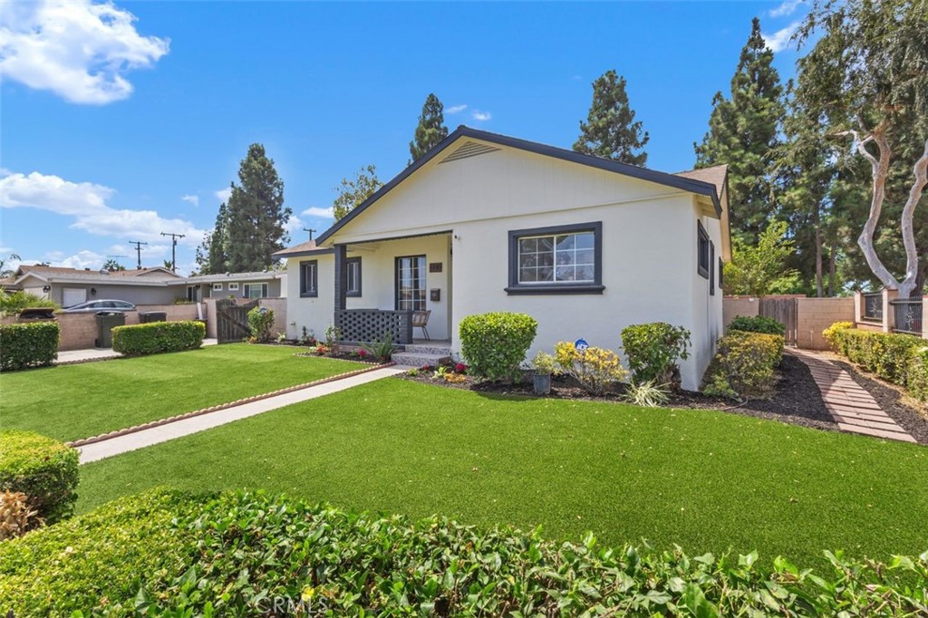 1301 S Courtney Avenue