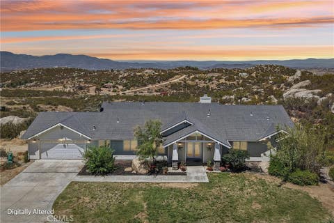 Photo of 41577 Rolling Hills DR, Aguanga, CA 92536 (MLS # SW26079990)