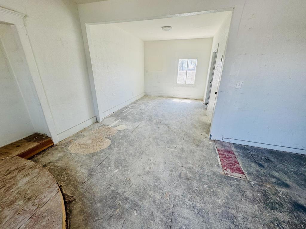 595 Valley Boulevard