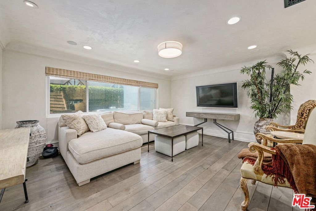 Photo of 2408 34th Street #4, Santa Monica, CA 90405 (MLS # 25569377)