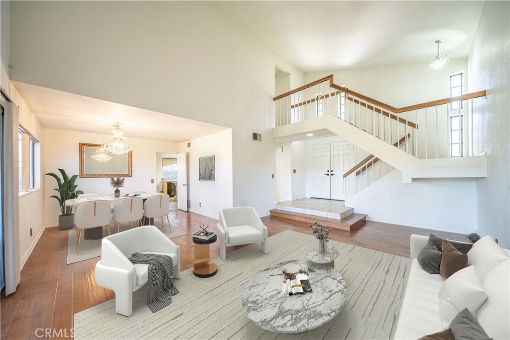 33 Edgebrook Drive
