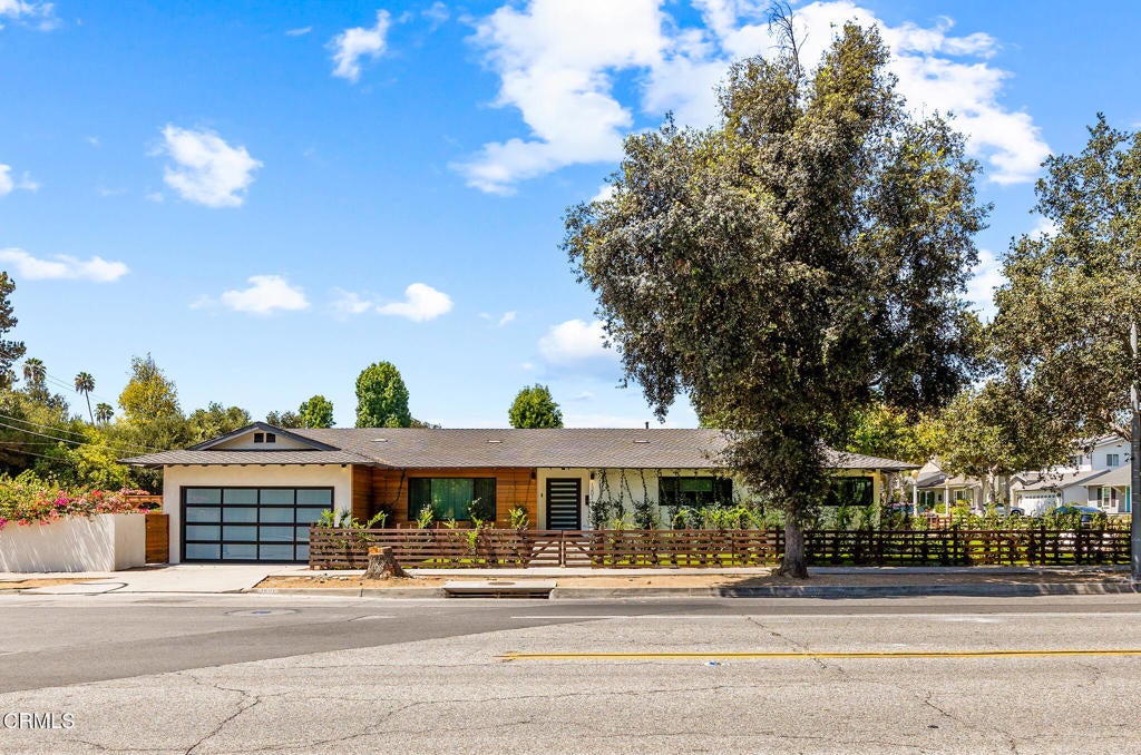 1201 N Altadena Drive