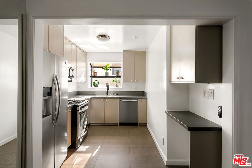 Photo of 1330 N Crescent Heights Boulevard #2, West Hollywood, CA 90046 (MLS # 26642031)