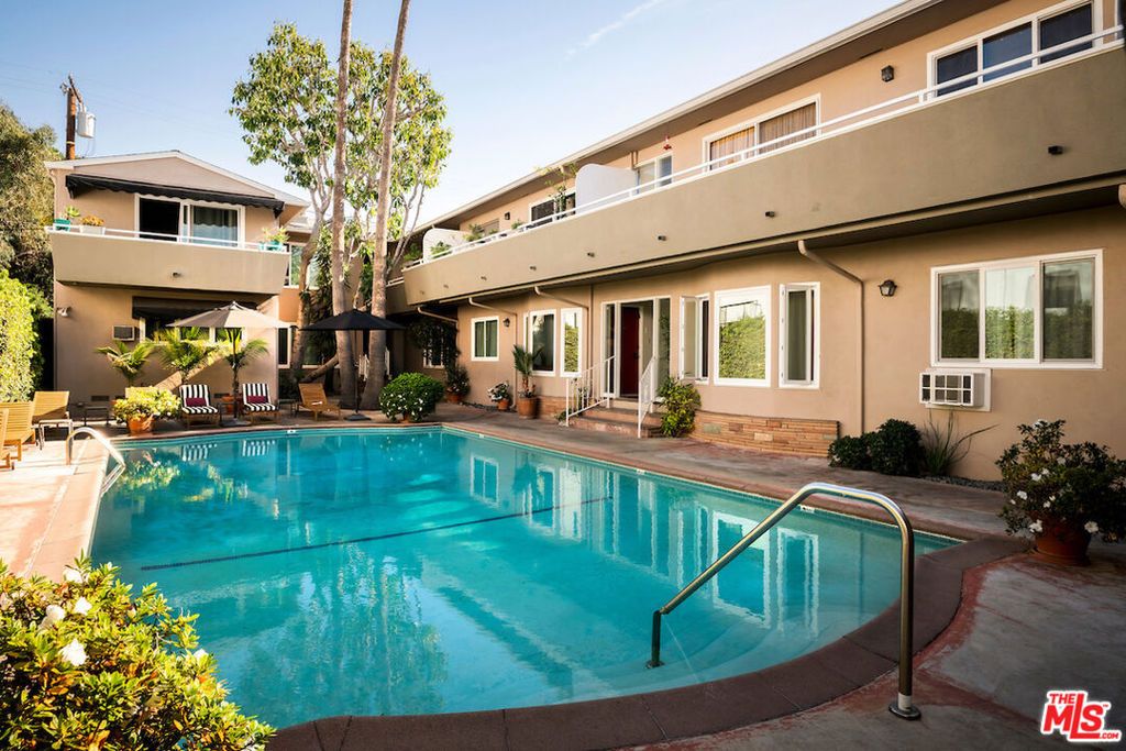 Photo of 1330 N Crescent Heights Boulevard #2, West Hollywood, CA 90046 (MLS # 26642031)
