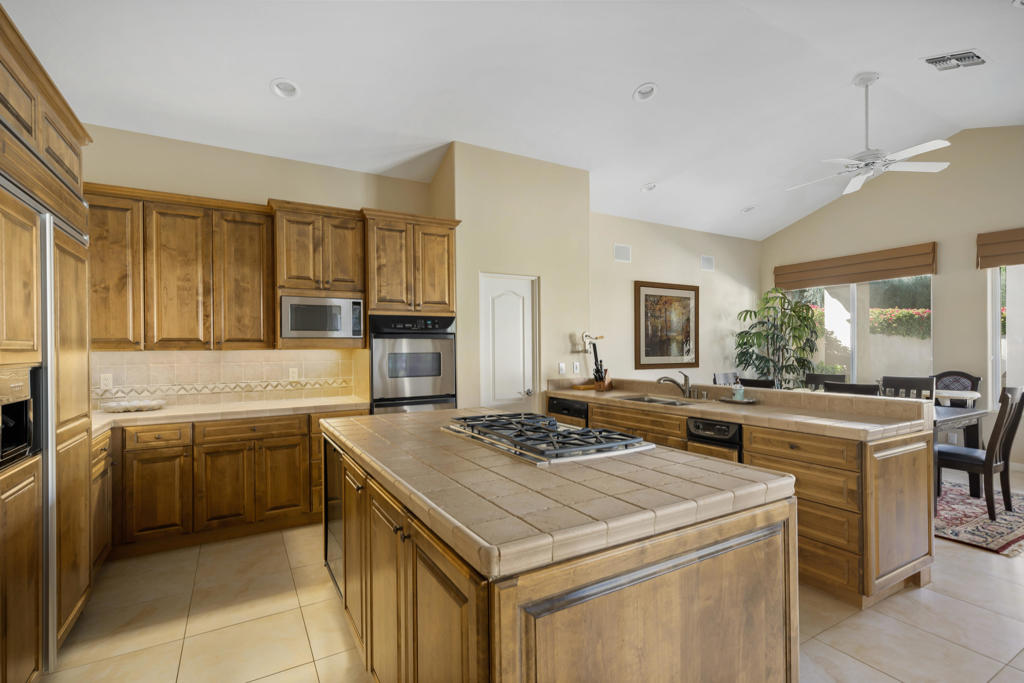 LQCC Golf Estates - Residential