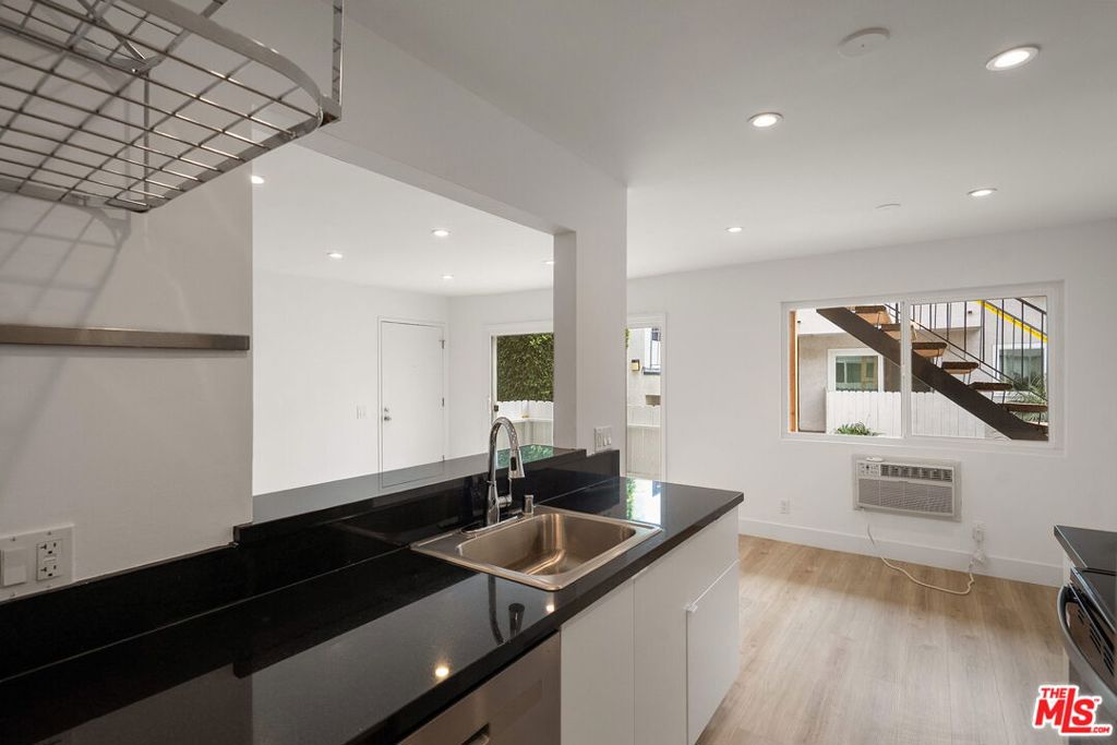 2884 Sawtelle Boulevard 108