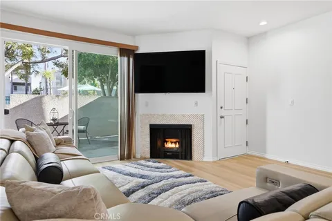 434 E Spruce Avenue Unit 106, Inglewood, CA 90301 - MLS#: SB26039635