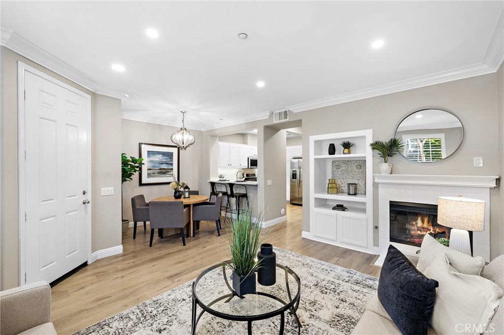 17 Strawflower Street
