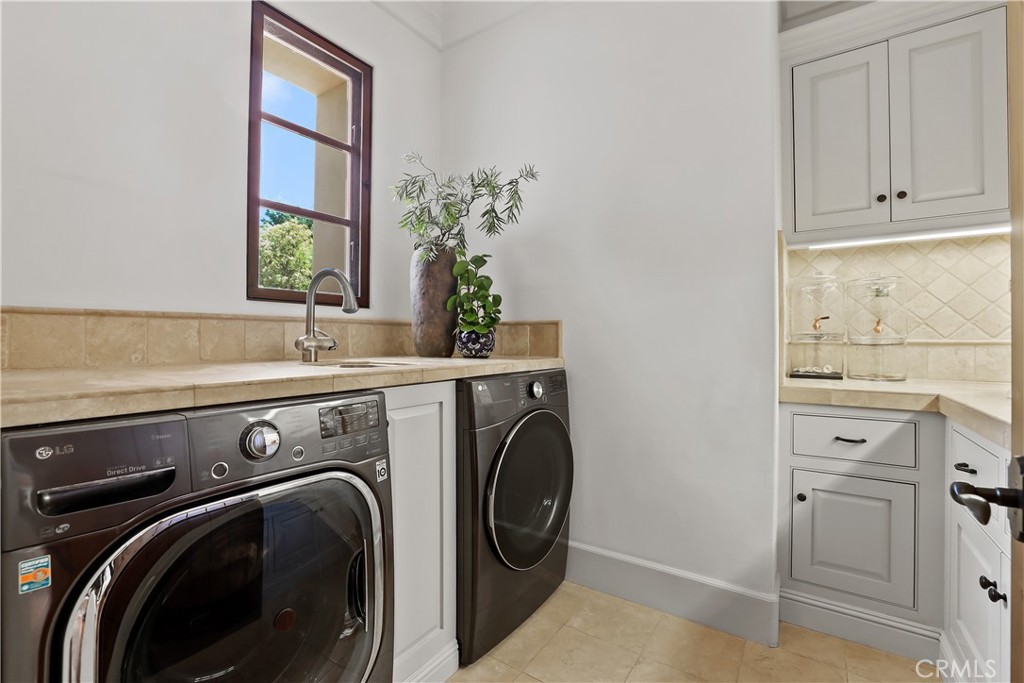 Shady Canyon Custom (SHDC) - Residential